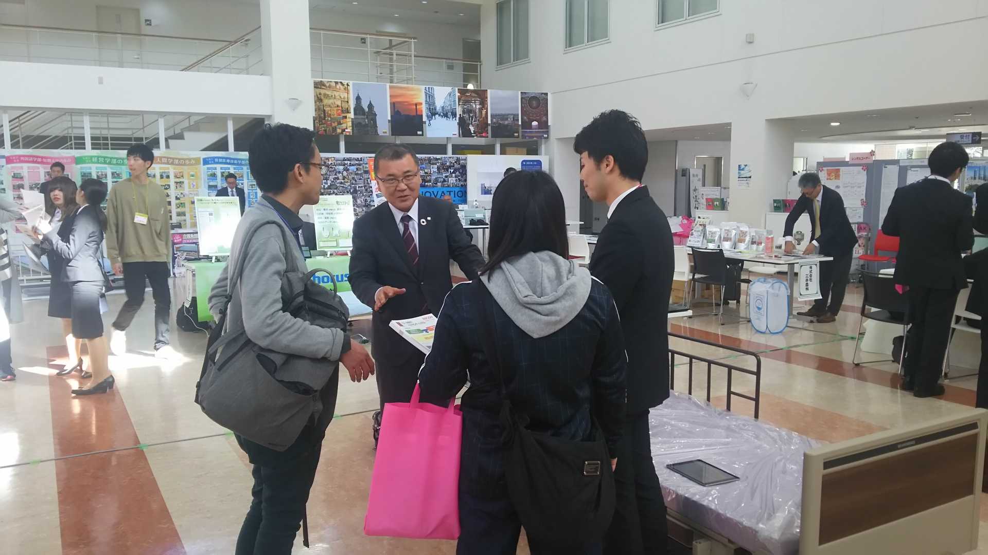 介護の学校にて